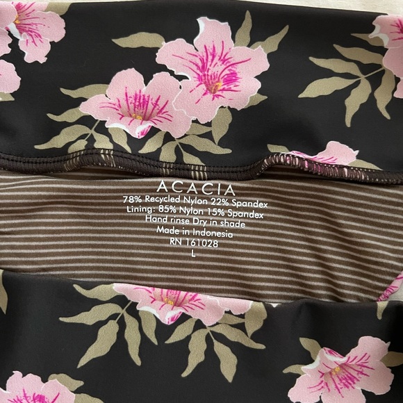 Acacia Matteo Bottoms - Picture 2 of 2